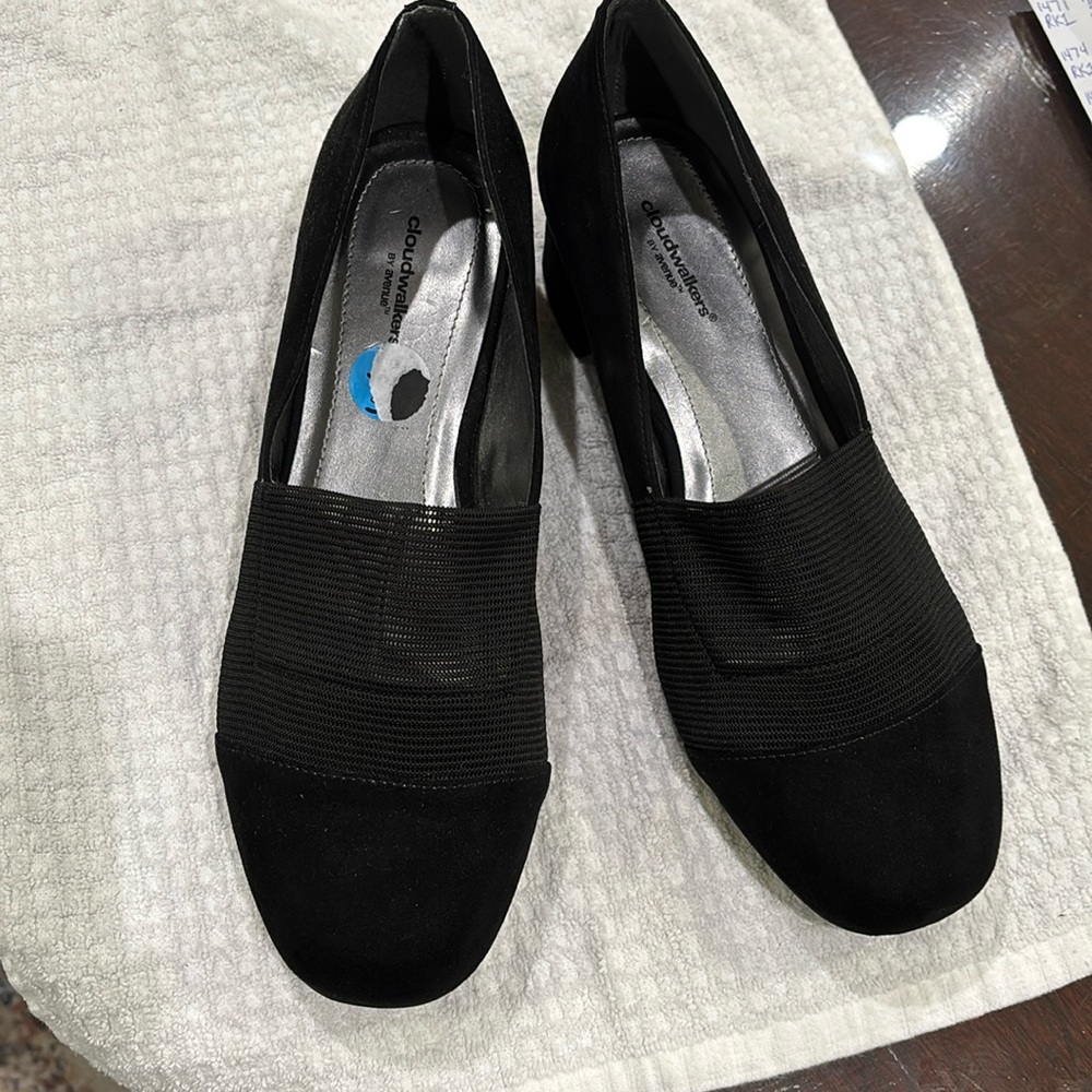 CLOUDWALKERS SHOE